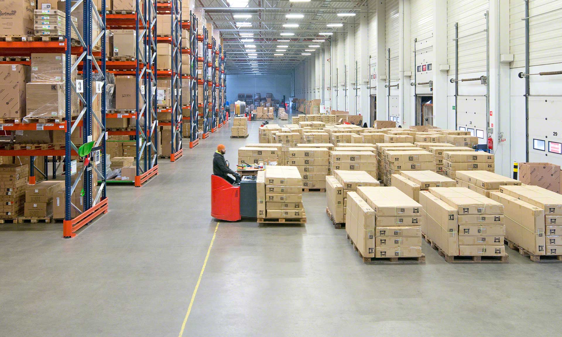 La consolidación de pedidos consiste en agrupar los productos para realizar el mínimo número de envíos