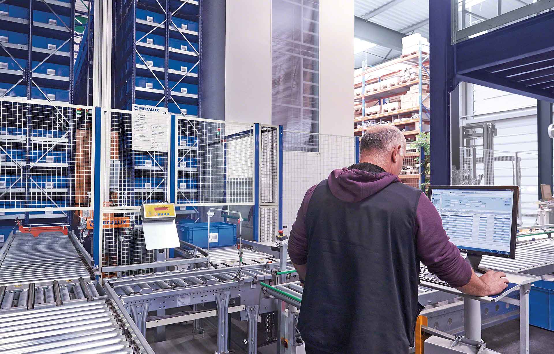 Mantener un control del almacén es importante para asegurarse de que la instalación es eficaz Mantener un control del almacén es importante para asegurarse de que la instalación es eficaz