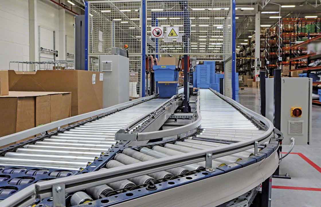 Las e-commerce implantan transportadores para cajas para agilizar operaciones como el almacenamiento