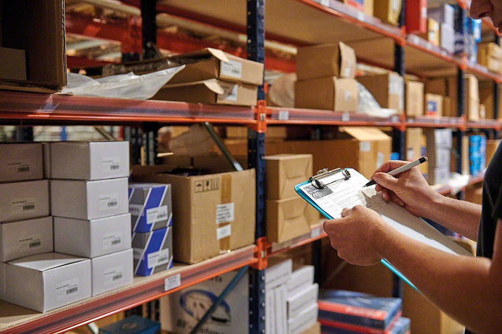 La gestión del inventario se basa en contabilizar todos los artículos que hay en stock en el almacén