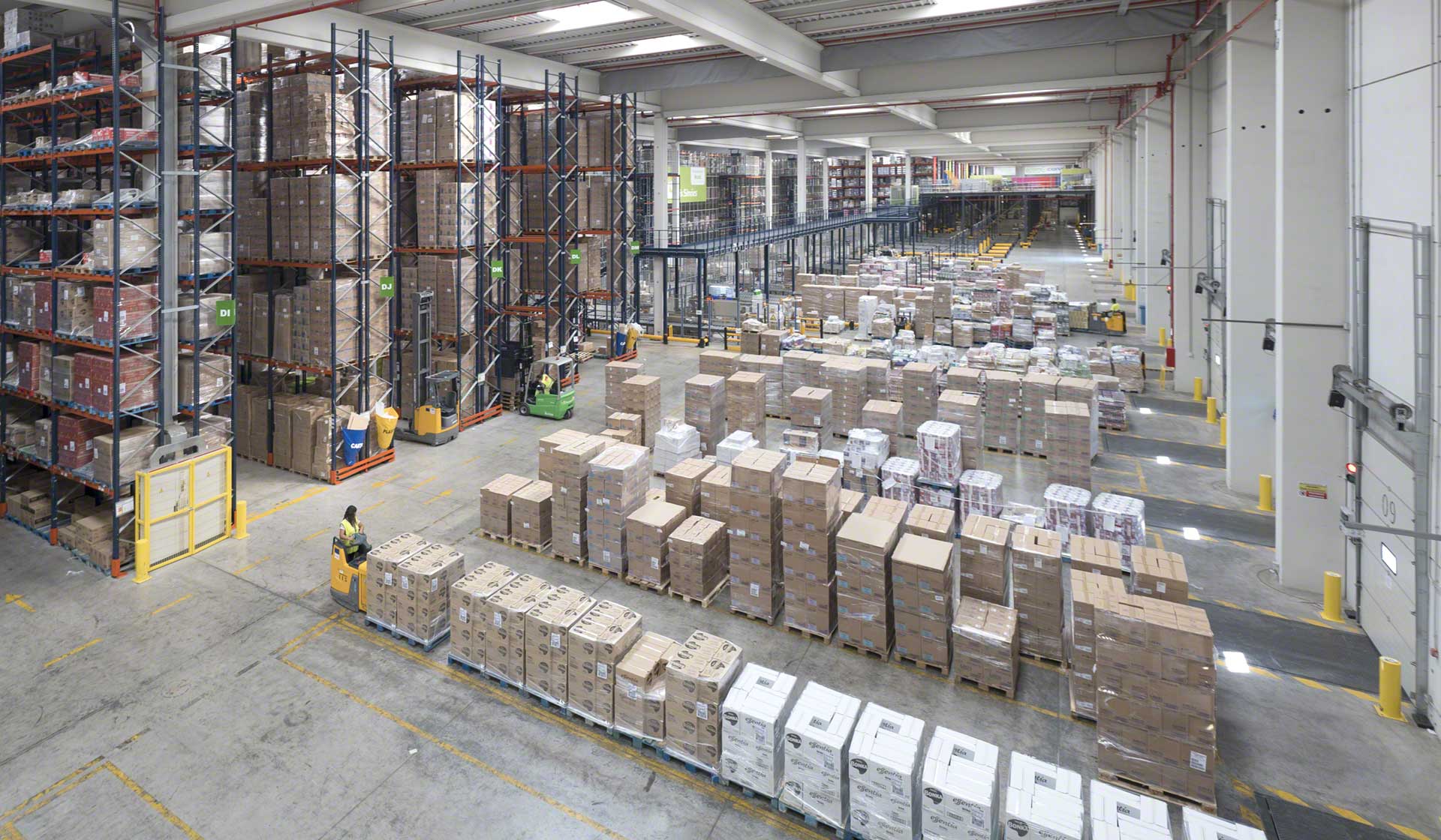 La aplicación de técnicas de mejora continua asegura la reducción de costes logísticos y el aumento de la productividad en el almacén