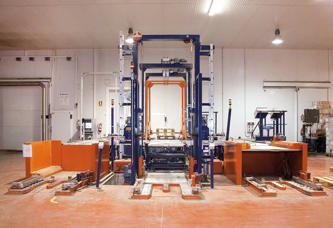 Los PIE realizan el control de entradas de palets en la instalación de forma completamente automatizada Los PIE realizan el control de entradas de palets en la instalación de forma completamente automatizada