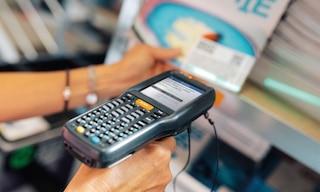 La preparación de pedidos e-commerce es una de las principales operativas en un almacén orientado a la venta online La preparación de pedidos e-commerce es una de las principales operativas en un almacén orientado a la venta online