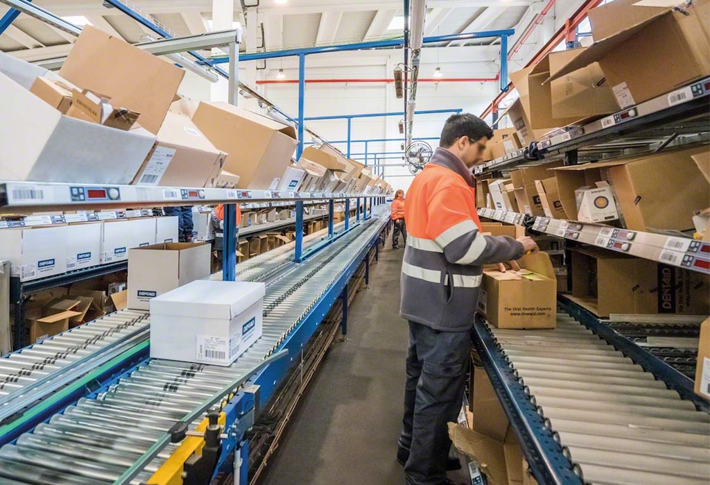 El ‘pick-to-carton’ consiste en preparar los pedidos directamente en las cajas de cartón que se entregarán a los clientes