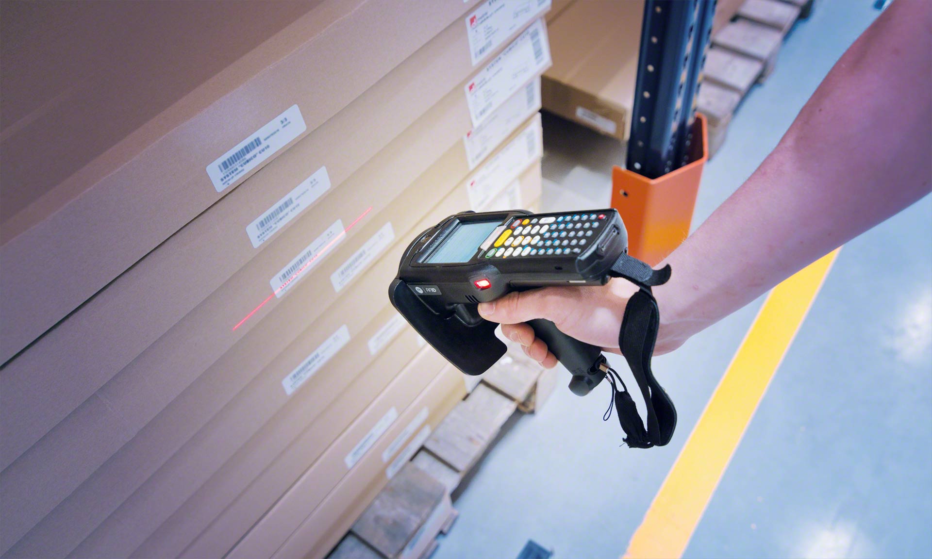 Existen distintos tipos de inventario que se ajustan a las diferentes necesidades y recursos de cada compañía Existen distintos tipos de inventario que se ajustan a las diferentes necesidades y recursos de cada compañía