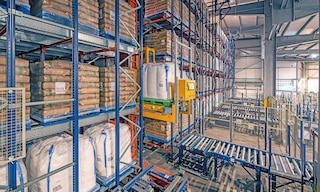 Transelevadores y Pallet Shuttle: máxima productividad en el almacén