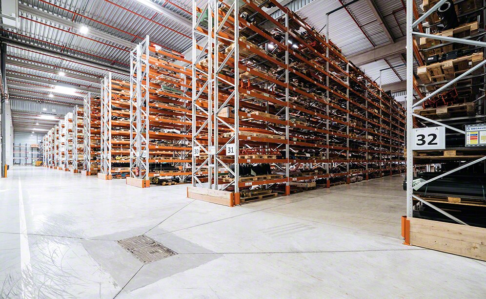 El almacén de Kverneland Group puede gestionar más de 41.700 palets