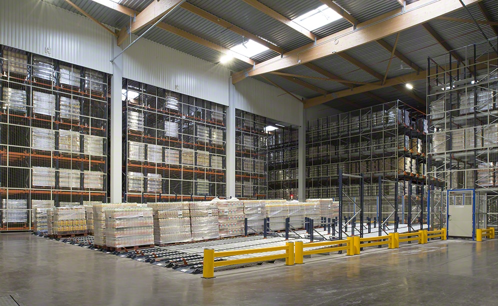 El almacén del operador logístico Grupo Alainé en Francia