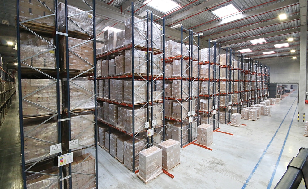 El almacén de SAGA está capacitado para almacenar más de 42.000 palets