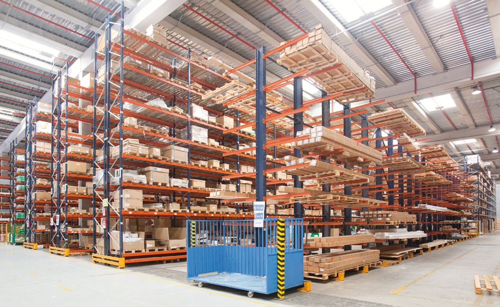 Ventocar es distribuidor de Esnova, empresa dedicada a sistemas de  almacenaje industrial y estanterías industriales, en Castellón.