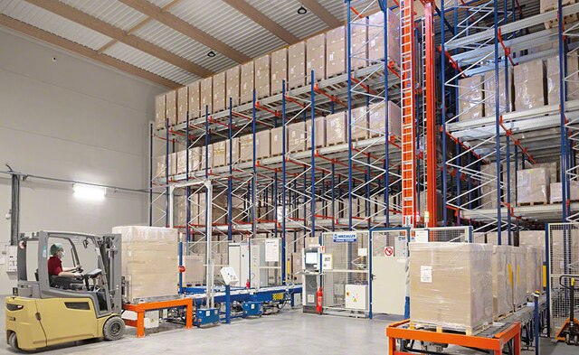El Pallet Shuttle automático optimiza la superficie de almacenaje