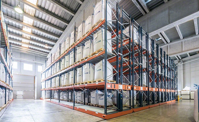 La solución para el almacenamiento de plástico en sacos