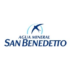 Dos almacenes autoportantes para las bebidas sin alcohol de San Benedetto Dos almacenes autoportantes para las bebidas sin alcohol de San Benedetto