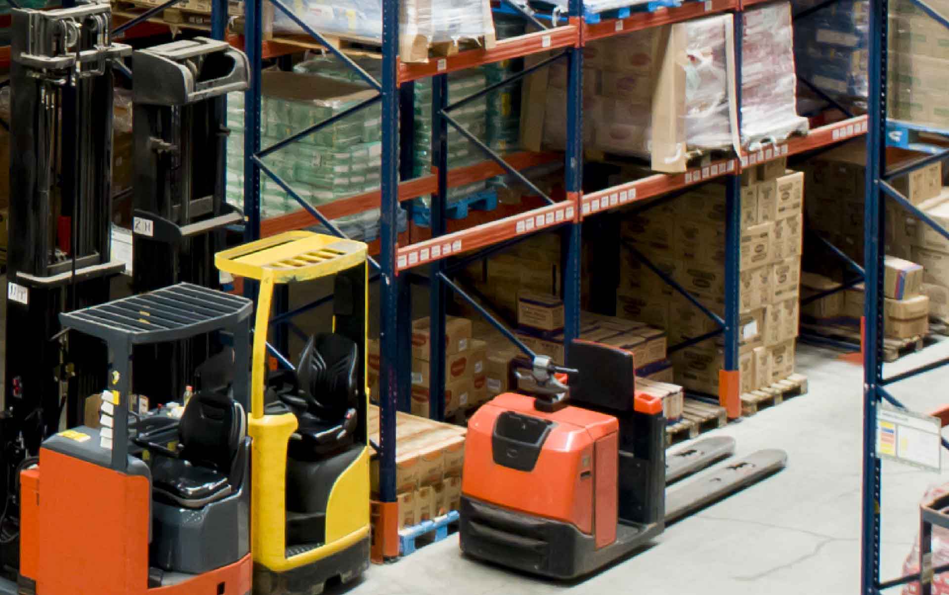 Mecalux equipa el almacén de prácticas de Startévo