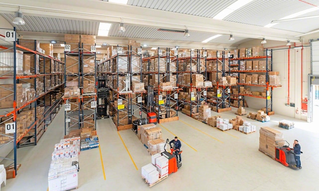 Elektro3: más de 14.000 referencias en un almacén en plena expansión Elektro3: más de 14.000 referencias en un almacén en plena expansión