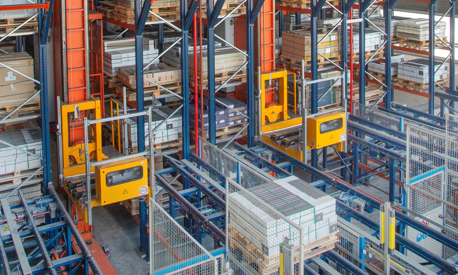 La empresa de baldosas VM Matériaux automatiza su almacén para agilizar el picking