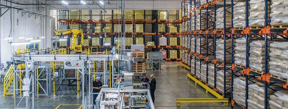 Nestlé pone en marcha un almacén en Argentina para la línea de leche en polvo Nestlé pone en marcha un almacén en Argentina para la línea de leche en polvo