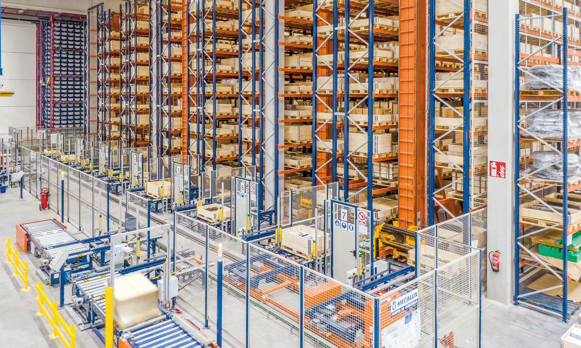 Industrias Yuk: centralización logística, cinco almacenes en uno con miles de referencias