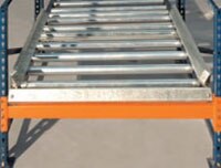 Estanterías dinámicas protectores rodillo Estanterías dinámicas protectores rodillo - Estanterías metálicas Mecalux®