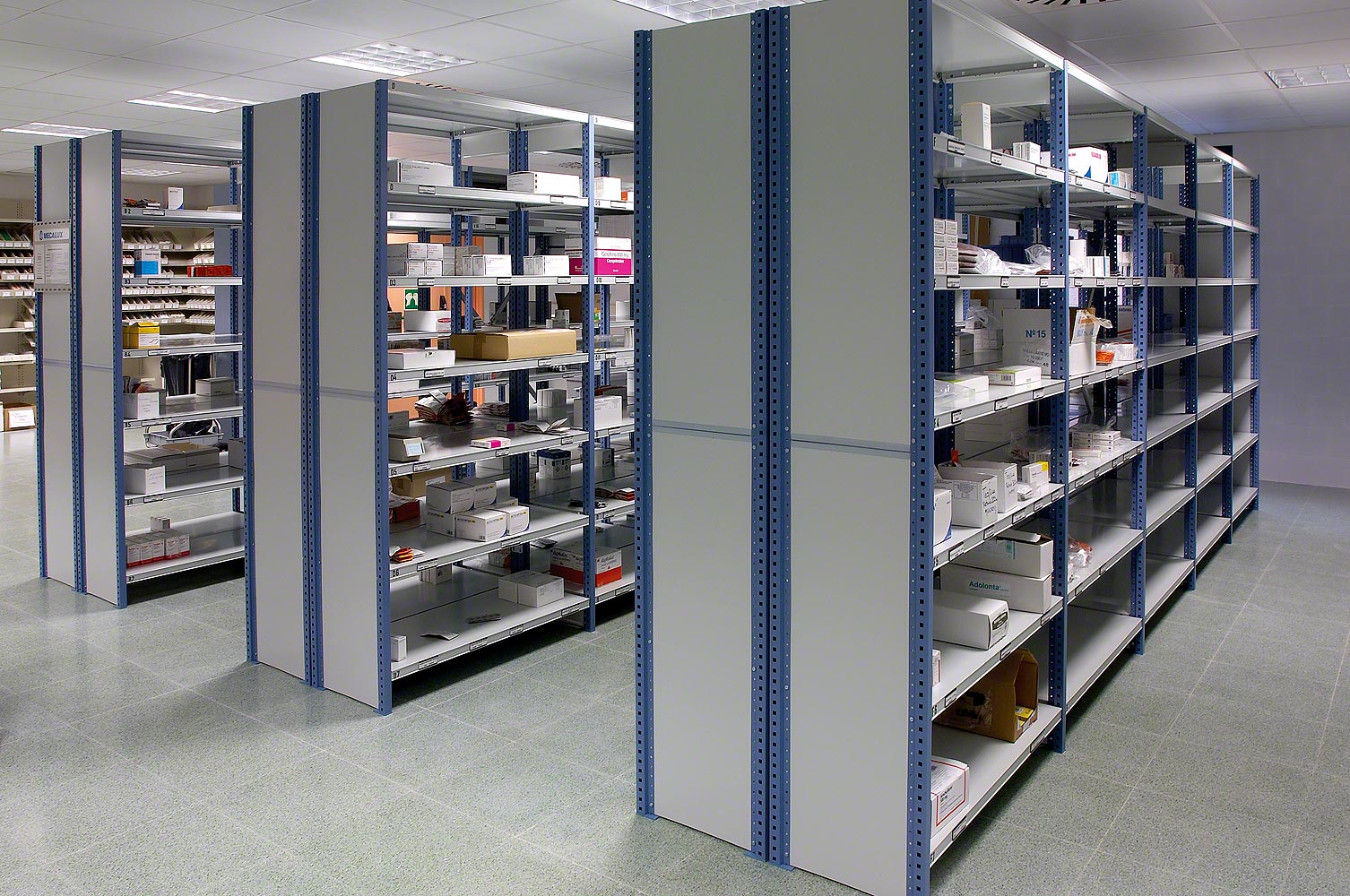 Estanterías picking cargas ligeras M3