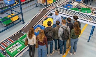 ‘Learning factory’ en logística: experiencia práctica en un almacén automático
