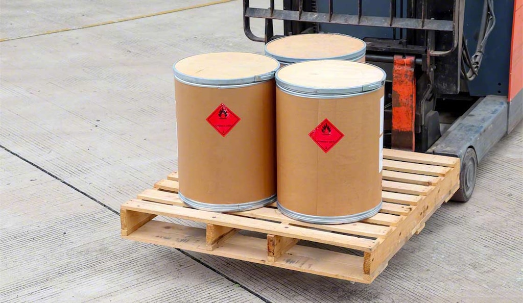 Las mercancías peligrosas cuentan con una normativa específica que afecta a todas las dimensiones del transporte