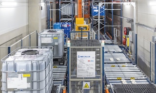 Los contenedores IBC se utilizan para el almacenamiento y transporte de líquidos