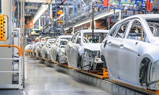 La logística de automoción garantiza que cada vehículo llegue a su futuro dueño