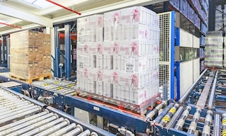 Un medio palet es una unidad de carga muy empleada en el mundo de la logística y el almacenaje