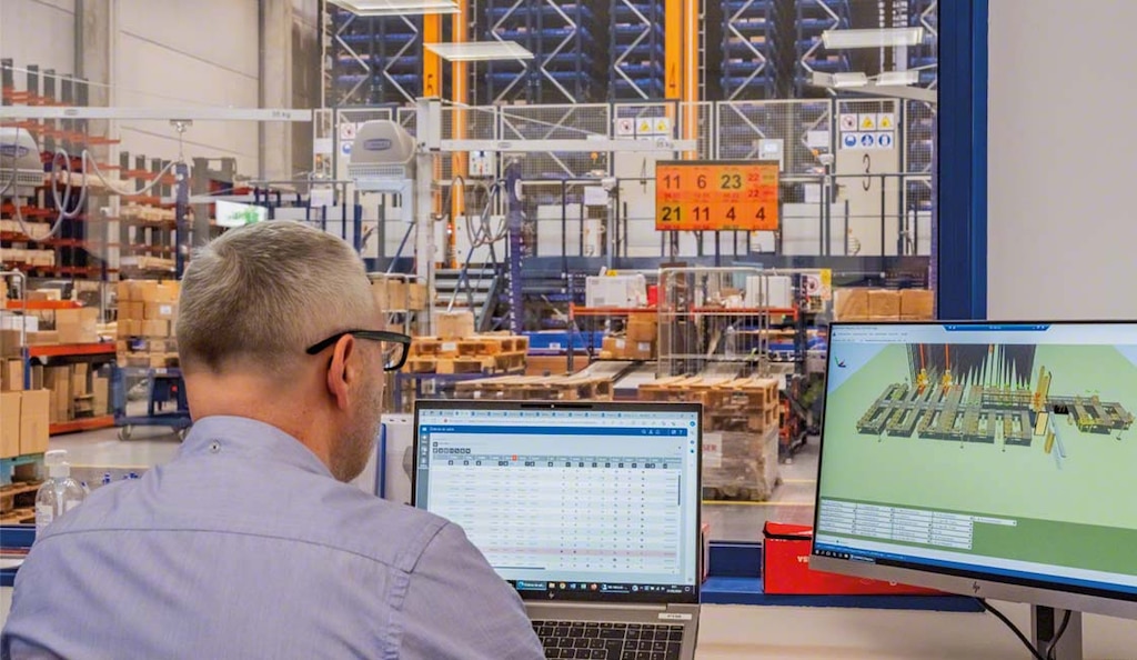 Un proyecto de relocalización de un almacén se estructura en fases para asegurar un traslado ordenado