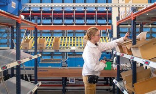 Los hardware para SGA permiten introducir o extraer datos adicionales al software