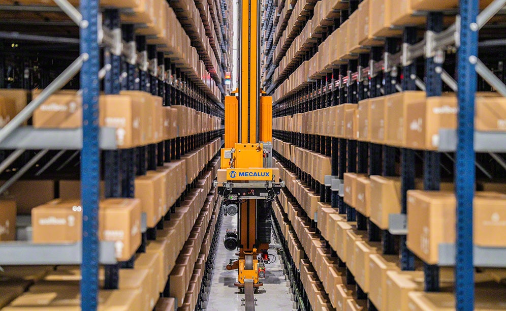 Almacén automático para cajas en las instalaciones de Wallbox