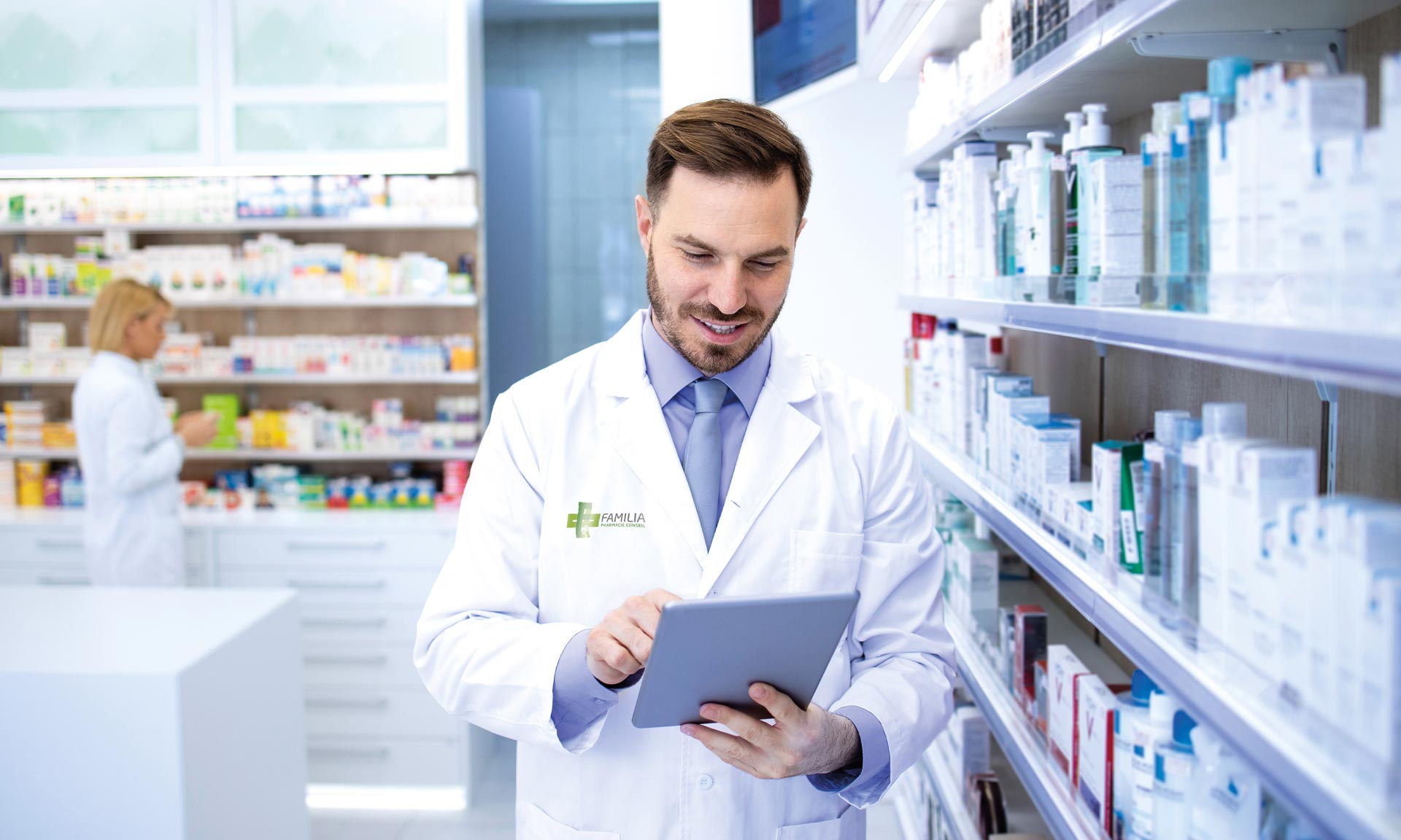 EPC Familia abastece 100 farmacias a diario con Easy WMS EPC Familia abastece 100 farmacias a diario con Easy WMS