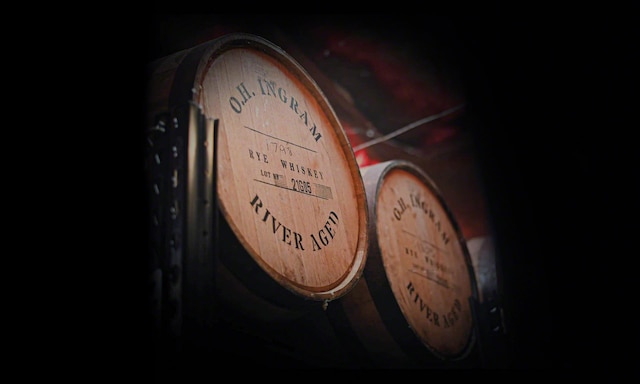 El almacén de Ingram River Aged aloja barriles de whiskey durante años