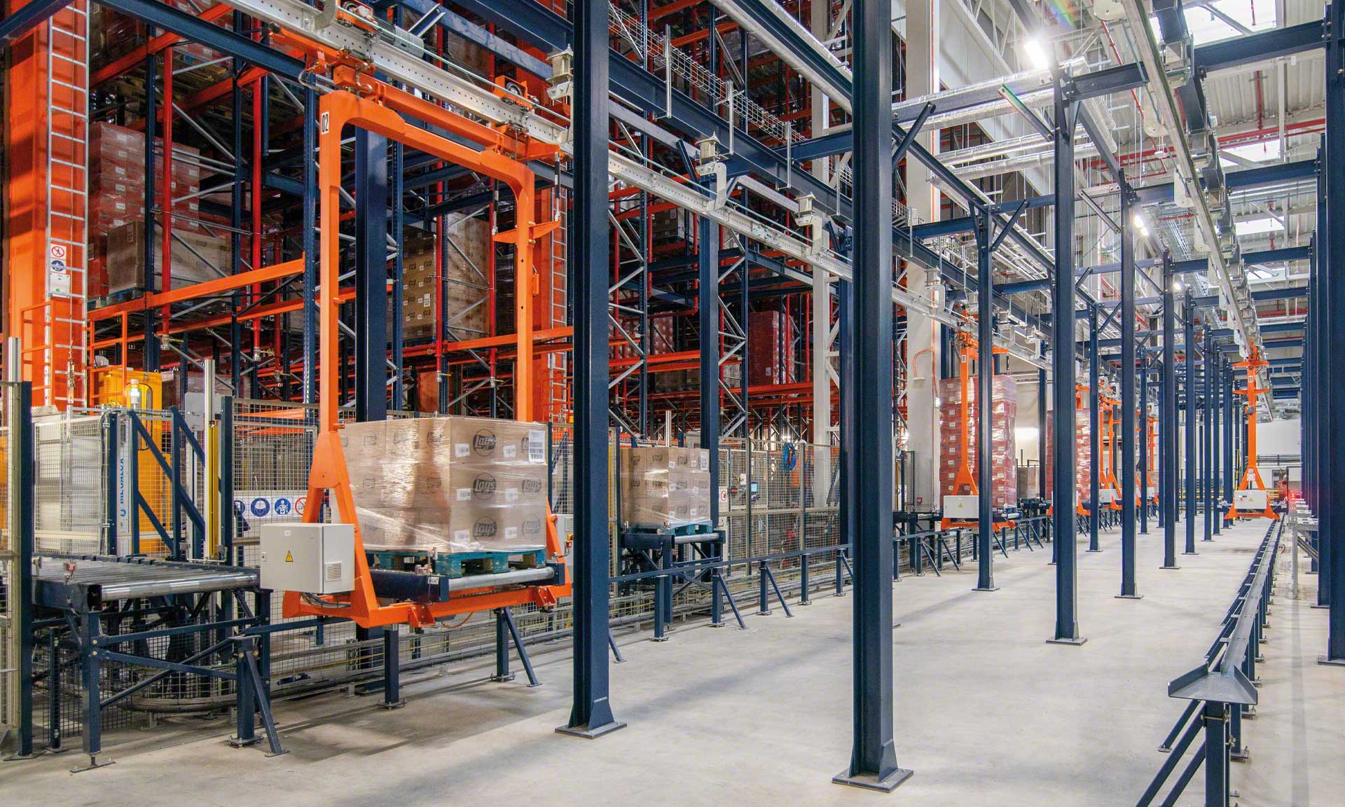 PepsiCo instala su primer almacén automático en Polonia con Mecalux PepsiCo instala su primer almacén automático en Polonia con Mecalux