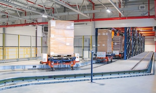 Almacén automático llave en mano para acompañar la expansión productiva de Unilever en Europa