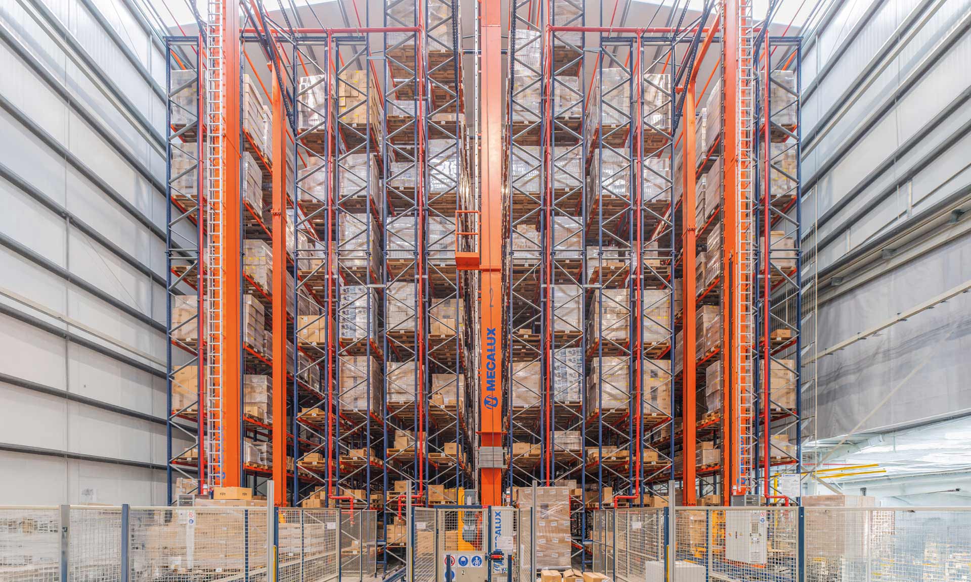 Vitrinor: un almacén automático para 8 millones de artículos de cocina al año