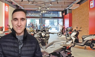 Entrevista a Jesús García, del Departamento de Recambios de Grupo Motos Bordoy Entrevista a Jesús García, del Departamento de Recambios de Grupo Motos Bordoy