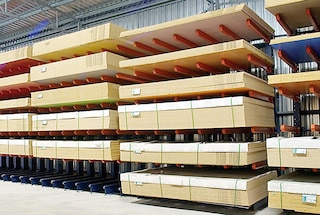 El sistema cantilever es adecuado para el almacenamiento de cargas no paletizables