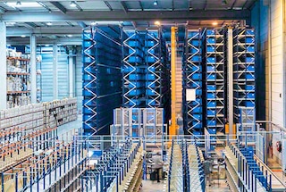 El almacén miniload se adapta perfectamente al almacenamiento de productos de alta rotación