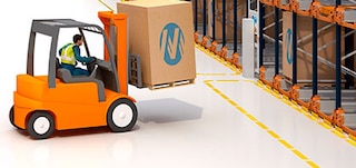 Marcas pintadas en el suelo en un almacén con Pallet Shuttle