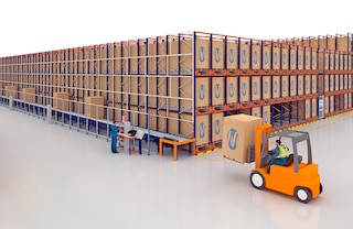 El sistema Pallet Shuttle puede completarse con soluciones automáticas como, por ejemplo, un circuito de transportadores para palets