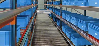 Las pasarelas de mantenimiento se instalan en el interior de cada pasillo