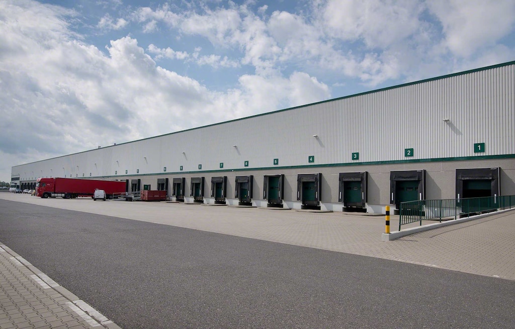 Warehouse docking areas