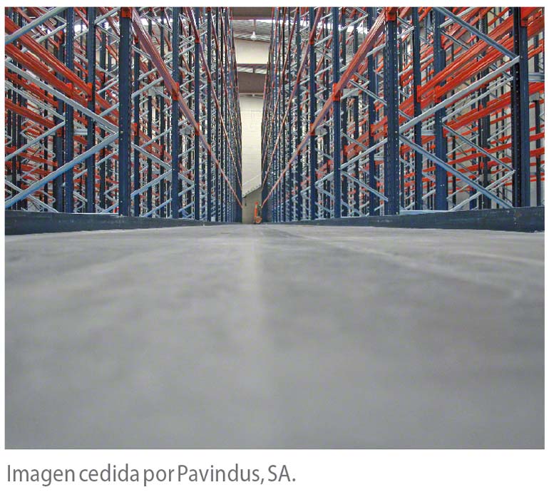 El pavimento para almacenes - Mecalux.es