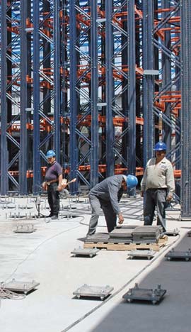 Proceso en la construcción de un almacén.