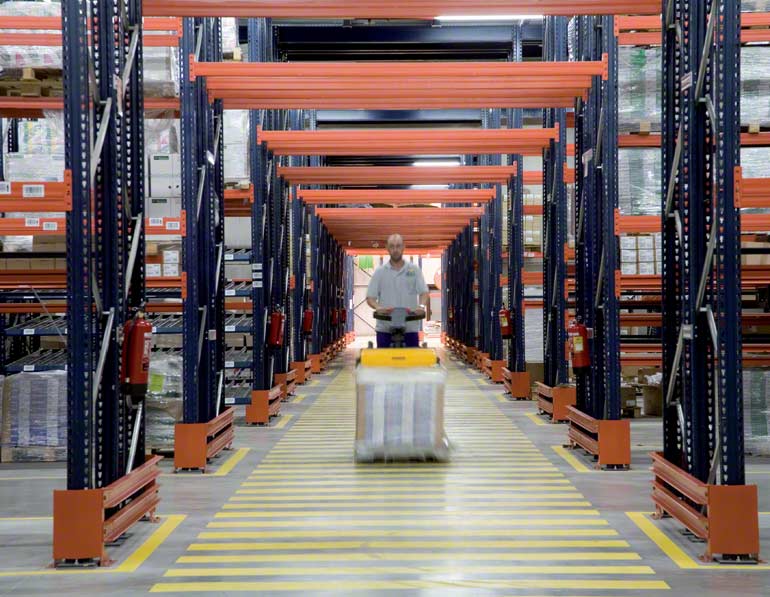 Almacén instalado para empresa del sector de la distribución