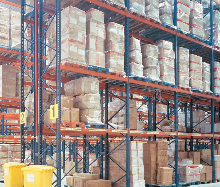 Armazém logístico e distribuição de produtos alimentares