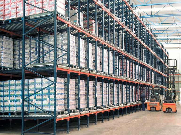 Almacén para corporación dedicada al sector alimentario.