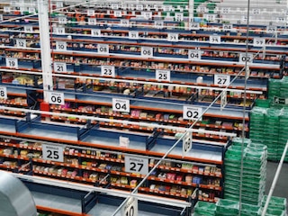Mercadona estrena supermercado <i>online</i> con estanterías para picking de Mecalux